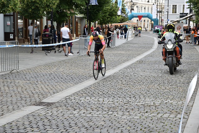 作为圣安东 作为圣安东